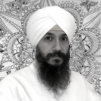 Mtro. Satguru Singh